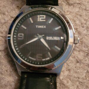 Timex Men’s Watch with Indiglo in good condition; needs battery (included)